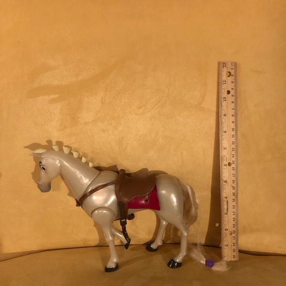 Maximus toy horse good used condition - Picture 2 of 9